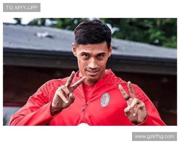 追随偶像脚步模仿最喜欢的足球明星展现个人风采与激情