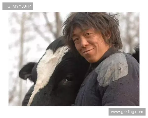 路人恶搞足球明星视频引发热议网友纷纷模仿创意无限欢乐不断 路人恶搞足球明星视频引发热议网友纷纷模仿创意无限欢乐不断