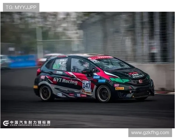 重庆与武汉足球队耐力对决赛后分析与总结