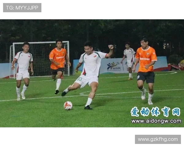 黎族足球明星风采展现与成就回顾精彩瞬间合集