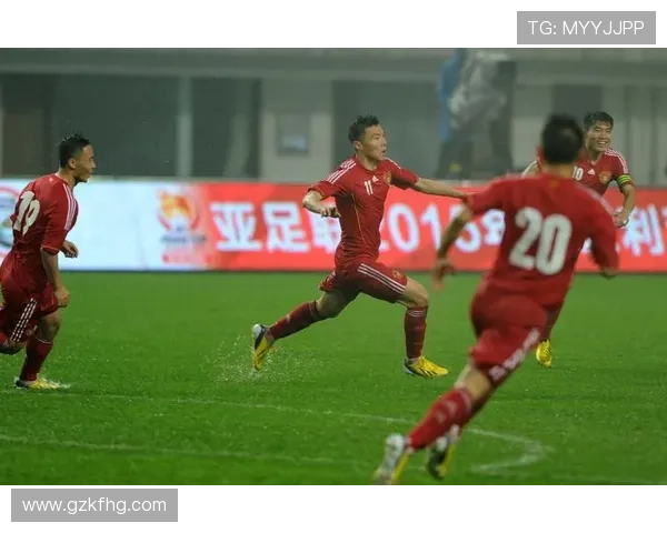 偶遇心仪的足球明星那一刻的激动与感动让我难以忘怀